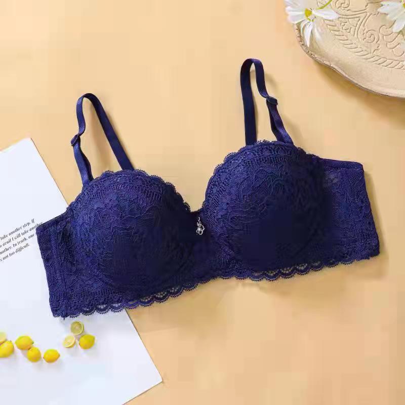 工場の現物は1/2杯半の薄いレースのブラジャーです。|undefined
