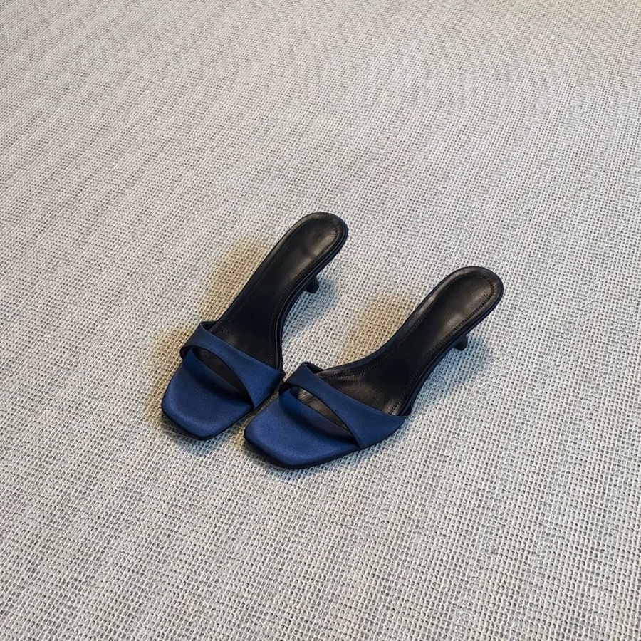 파란색