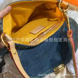 牛仔丹宁中古腋下包vintage腋下包提花法棍包单肩饺子包