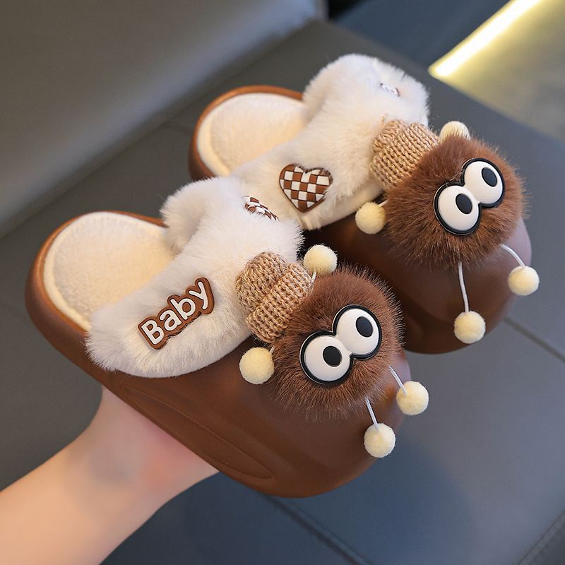 Zapatillas de algodón para niños de invierno para niños y niñas calientes de veludo EVA impermeable desmontable de algodón para padres e hijos bolsas de bebés zapatos de talón de algodón