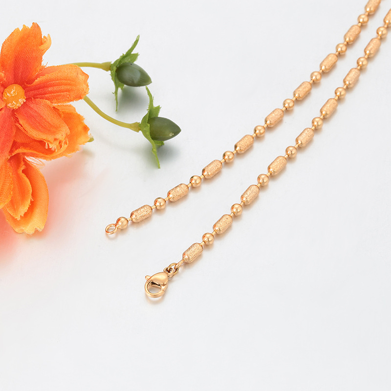 Xuping moda simple cadena de aleación de cobre chapado 18k color esmerilado arroz cadena de perlas collares retro al por mayor