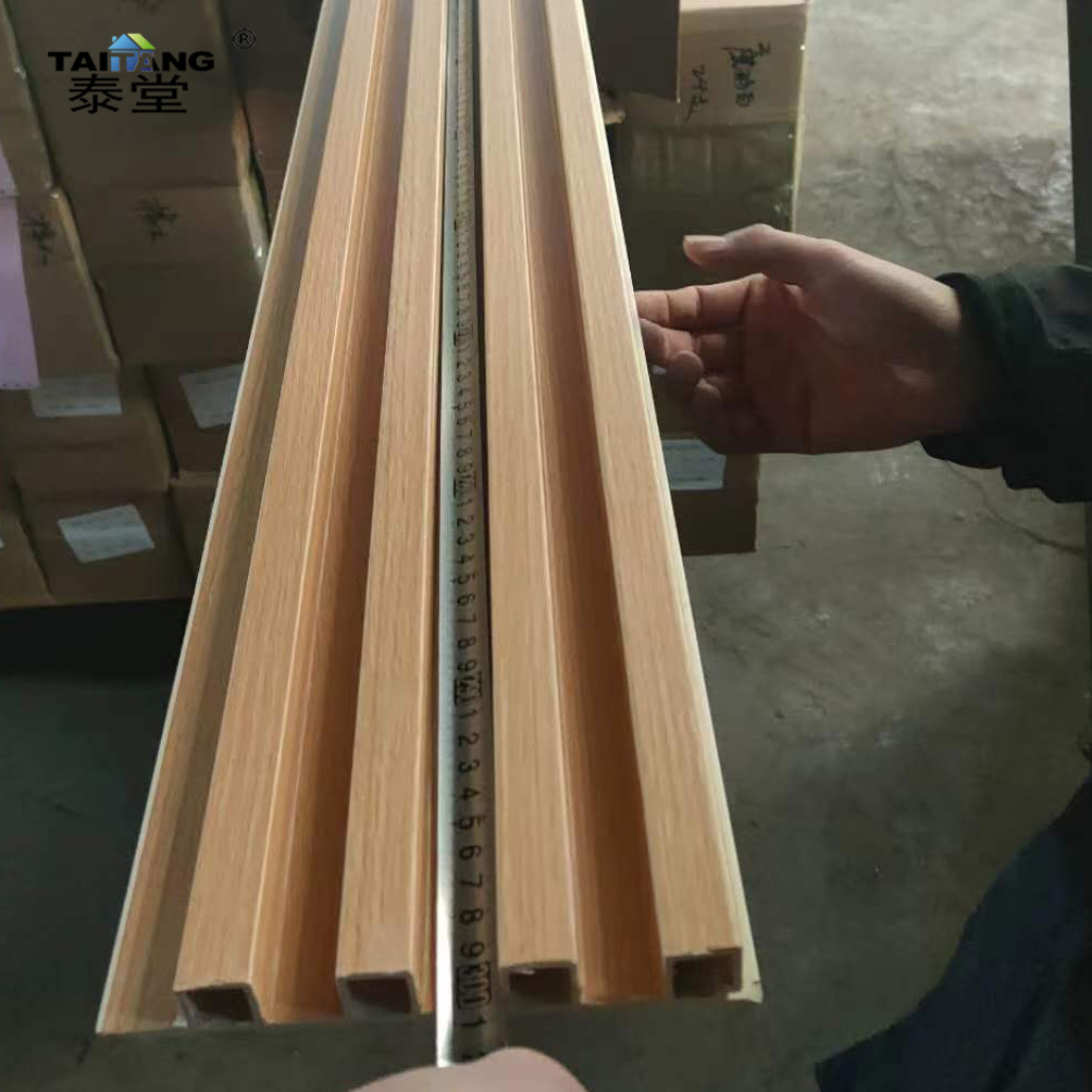 Venta directa de fábrica al aire libre de plástico de madera cerca rejilla PVC ignífugo impermeable tablero de pared rejilla de madera de plástico tablero de gran muralla