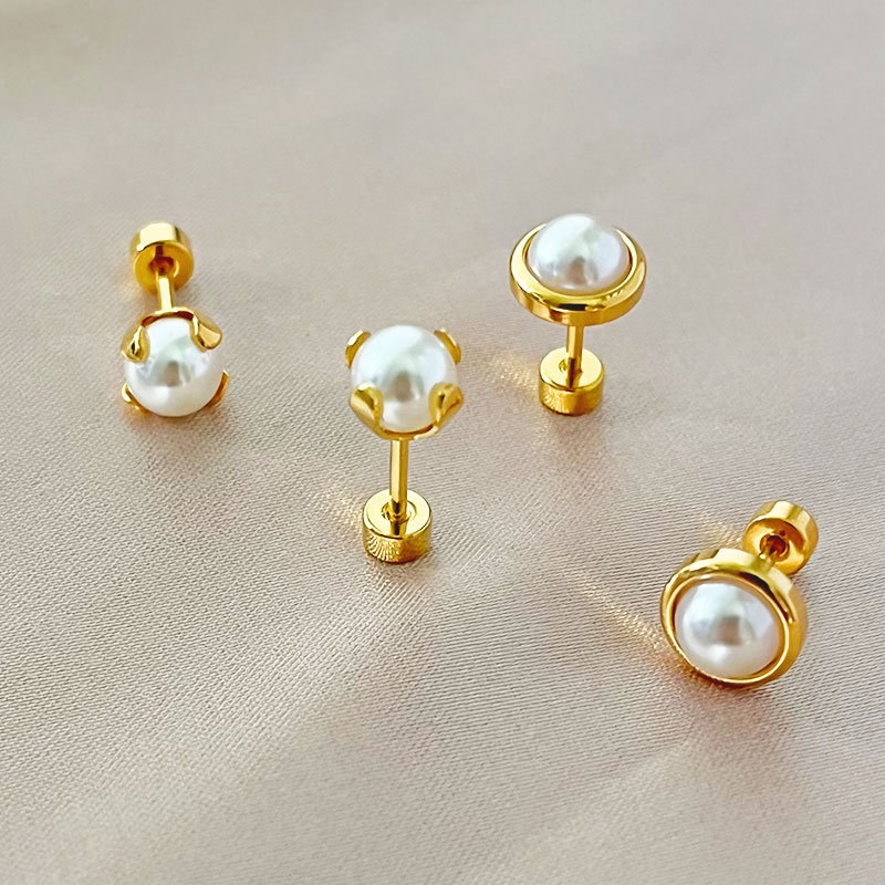Elegant small design earrings pearl stainless steel