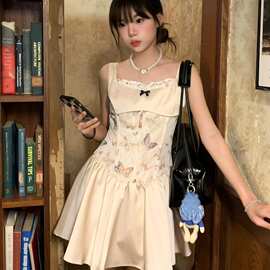 法式甜美蝴蝶印花蕾丝吊带连衣裙女夏季鱼骨性感收腰显瘦A字短裙