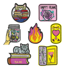 電腦綉花標字母骷髏補丁貼徽章配飾跨境電商貨源服裝輔料刺綉布貼