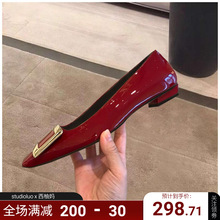 方头单鞋女2025春秋新款百搭方扣浅口真皮低跟红色漆皮平底鞋