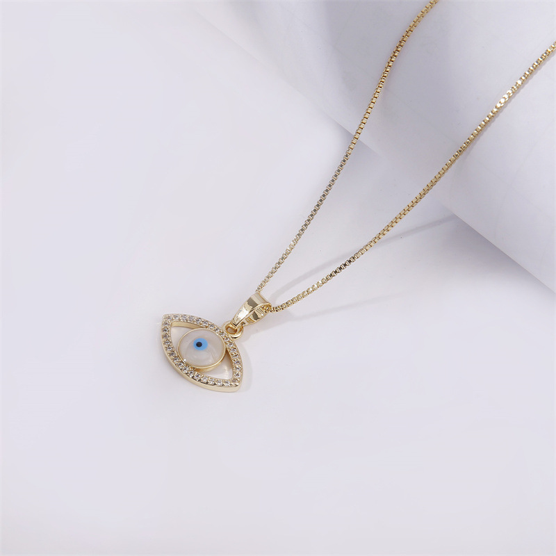 Fashion Simple Devilu0027s Eye Geometric Diamond Copper Necklace