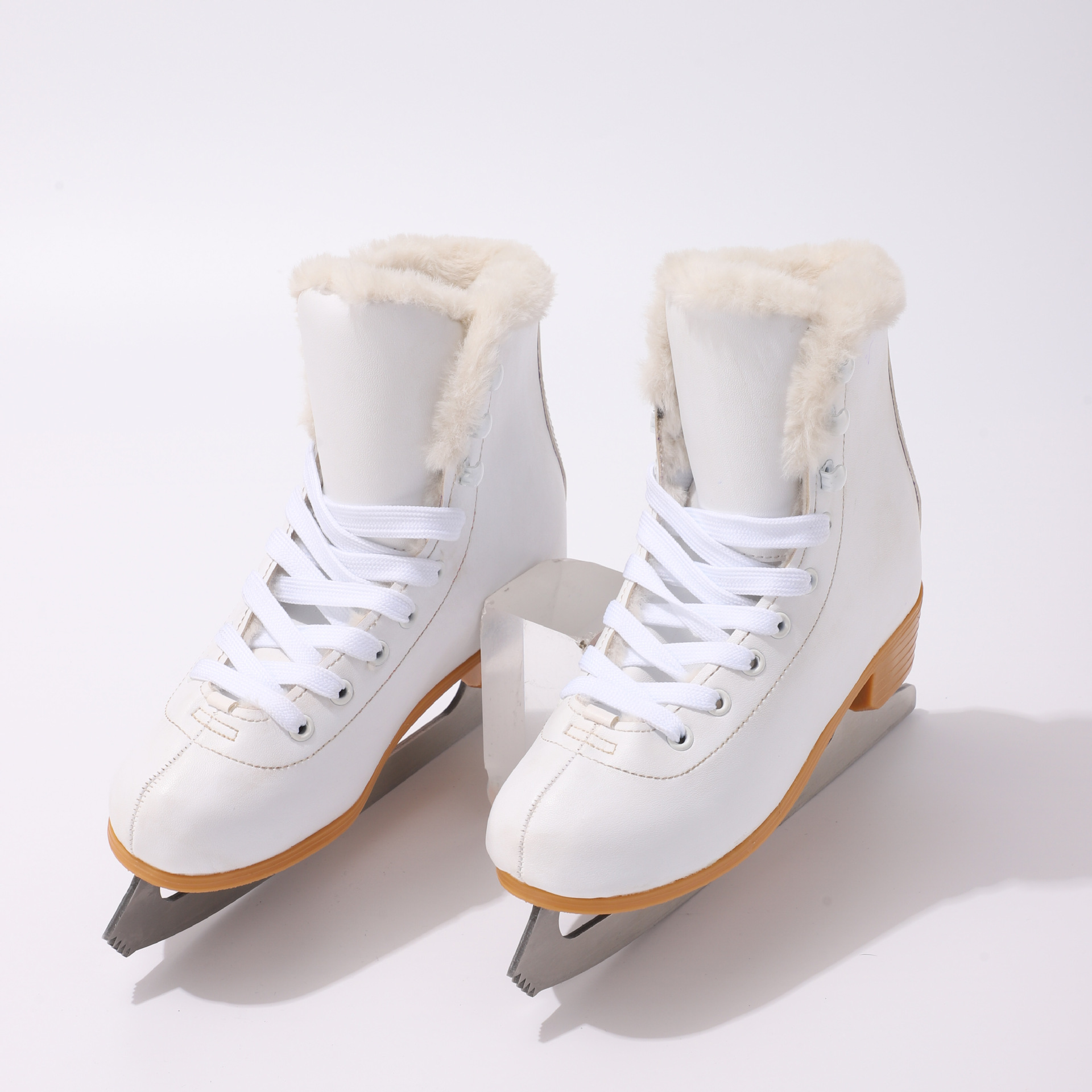 Cross-Border Skates for Beginners, Icelandic Warm Skates, Special Shoes for Real Ice Rinks, Figure Skates, Ready-Made Wholesale