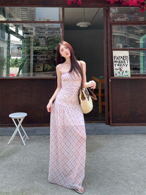 French Pink Plaid Tulle Suspender Dress Women's Summer Waist Skirt Elegant Seaside Resort Style Long Skirt