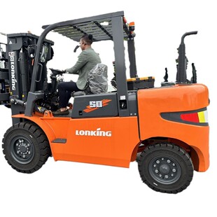 Longgong New Forklift Large Tonnage 5 Tons 7 Tons Two Section Gantry Raised 3 Meters Diesel Oil Ex-factory Price in stock