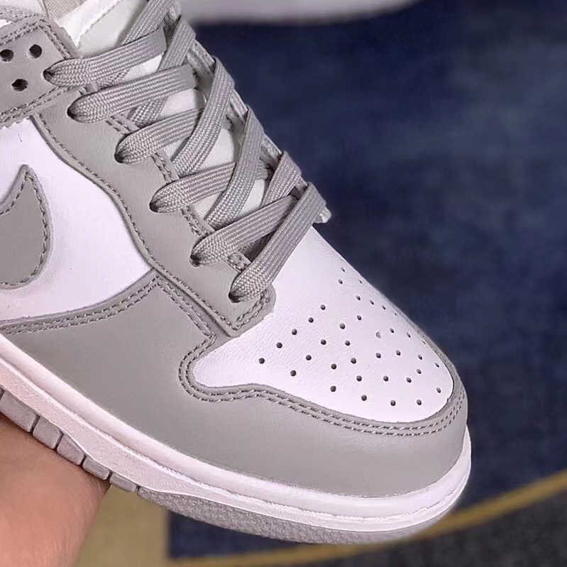 Putian puro original AJ Panda invertido DUNK bajo-top de los hombres y zapatos de las mujeres de pareja zapatos del tablero del todo-fósforo AJ4 Deportes zapatos de Baloncesto