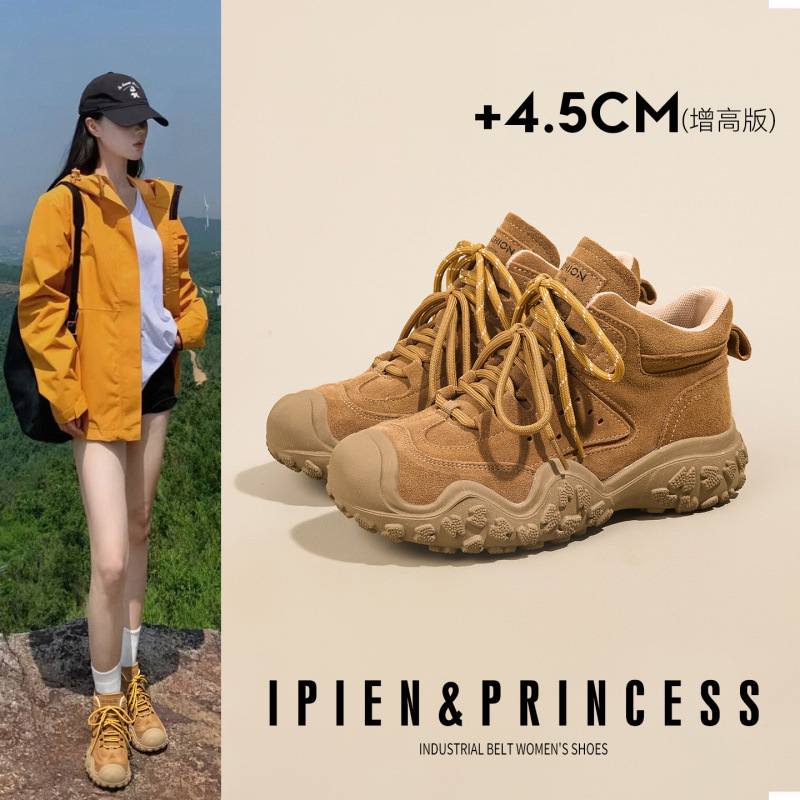 Outdoor Lightweight Hiking Shoes for Women 2025 Winter Velvet Warm Running Shoes Thick Sole Heightening Sports Shoes