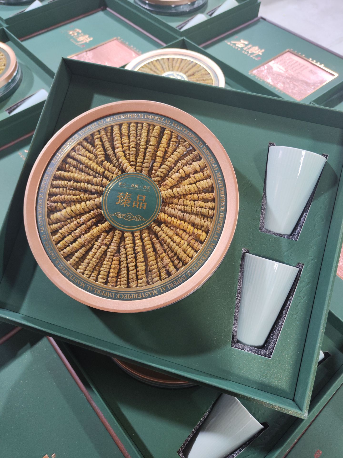 Premium Dendrobium Fengdou Gift Box 150g Dried Shi Hu Herbal Wellness Gift for Elders and Business key features