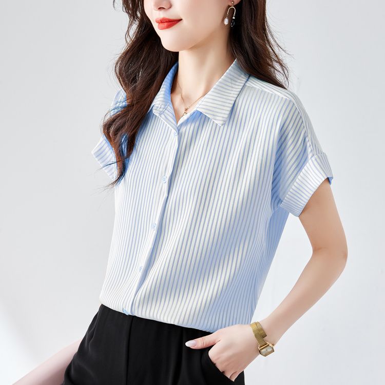 파란색