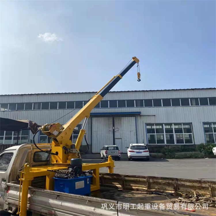 热销推荐 车载1吨2吨小型吊机, 汽车货车装卸货随车起重机