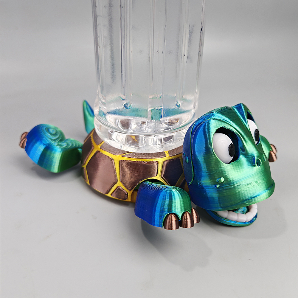 En nombre de la divertida impresión en 3D, el rey de los ocho posavasos, presionar, mirar, abrir las extremidades, descomprimir, decorar, decorar, regalo