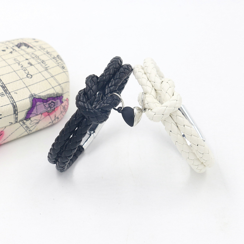 1 Pair Fashion Heart Shape Pu Leather Braid Couple Bracelets