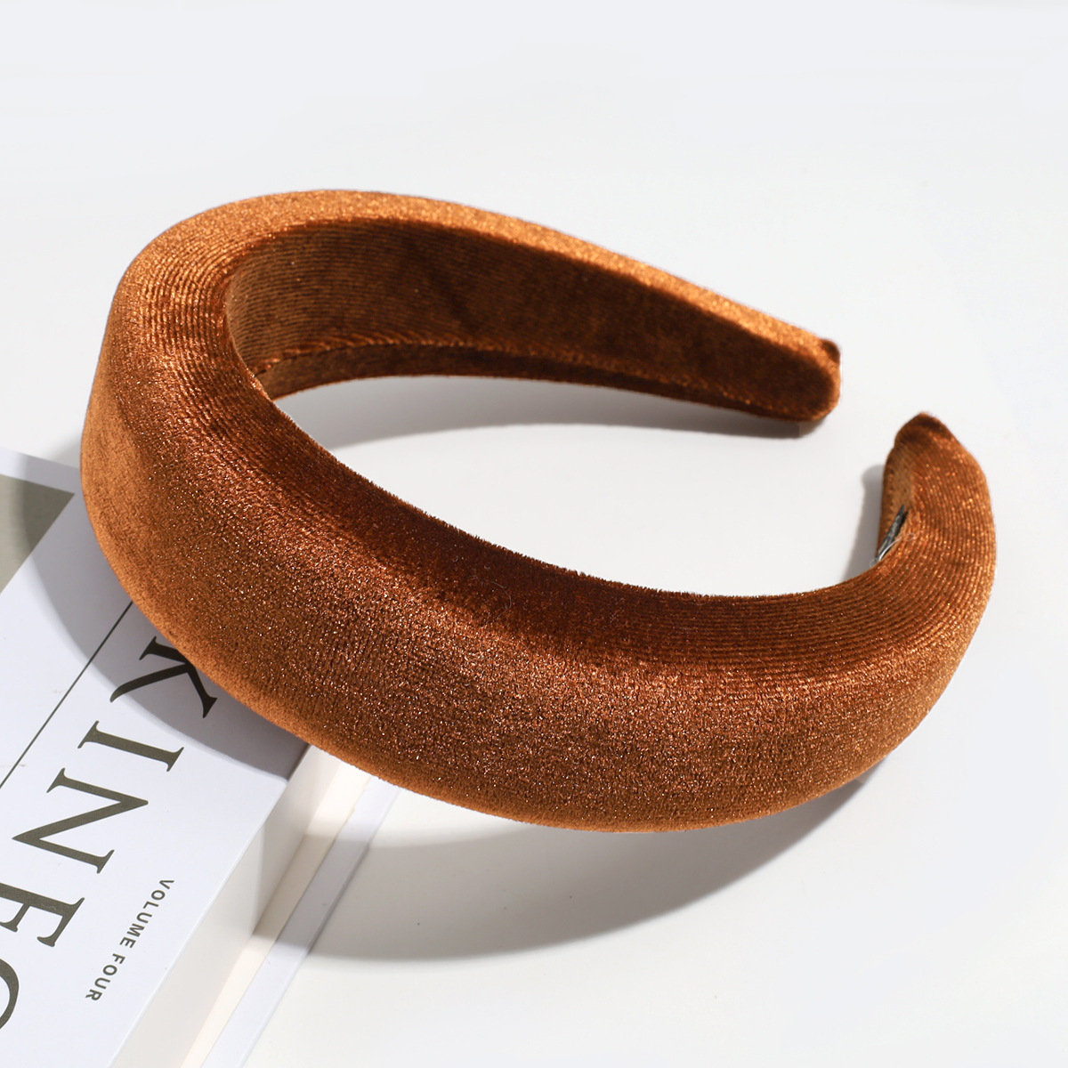 Diadema de lavado de cara de seda de leche de nuevo estilo transfronterizo Diadema de esponja de terciopelo Diadema de franela gruesa Diadema negra Diadema de mujer