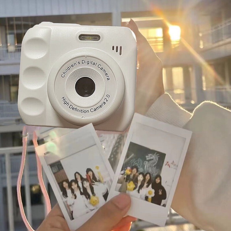 Trendy instant camera with high-definition dual lenses, cute digital camera for campus students, capable of taking photos and transferring them to a phone Trendy instant camera with high-definition dual lenses, cute digital camera for campus students, capable of taking photos and transferring them to a phone