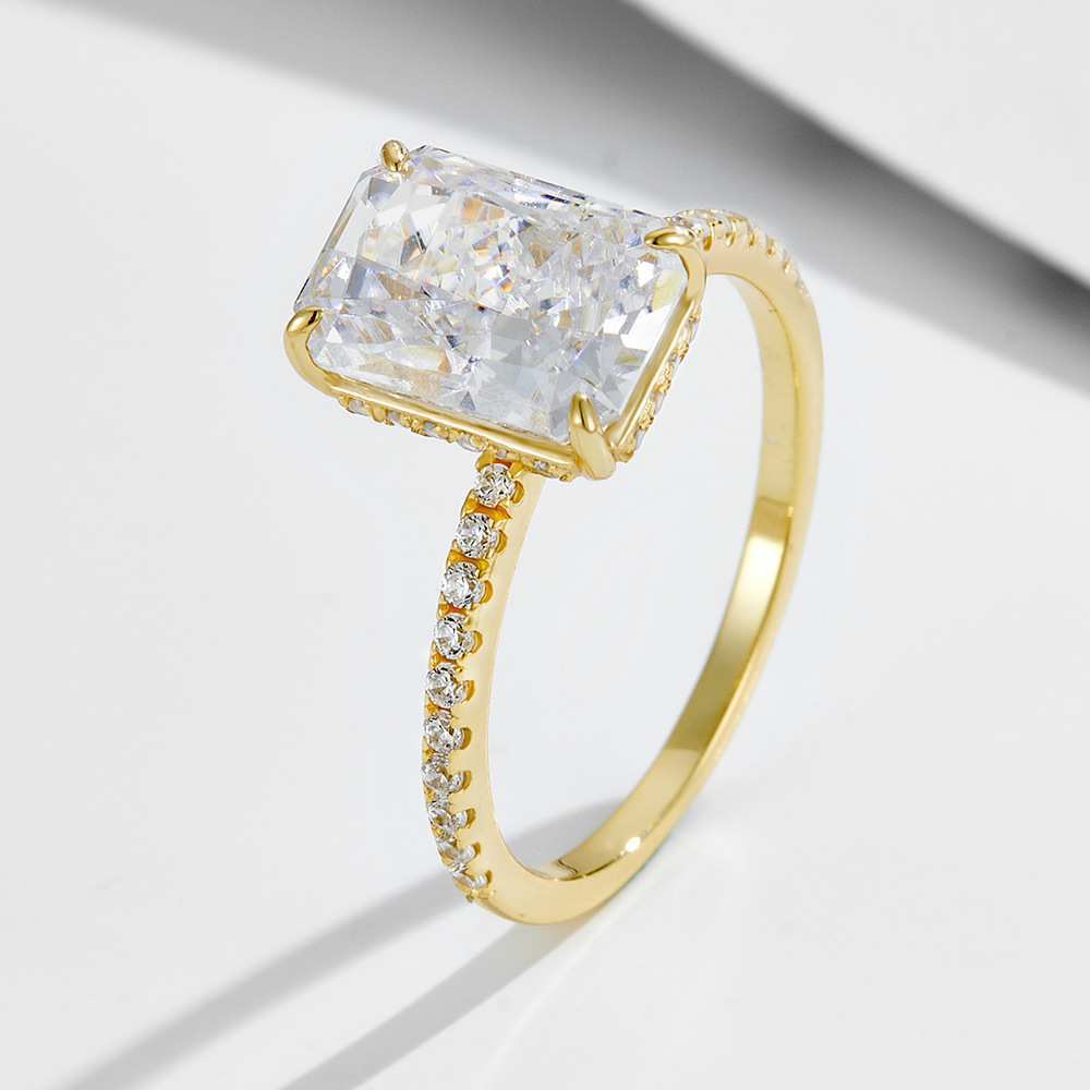Oval Moissanite Engagement Ring Fine Vintage Style Halo Ring_voghion.com