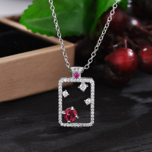 �羳�׺κ��s�����U���L���ɫ�ʯ��Ů�߼��Еr����ˮƿ����Ů