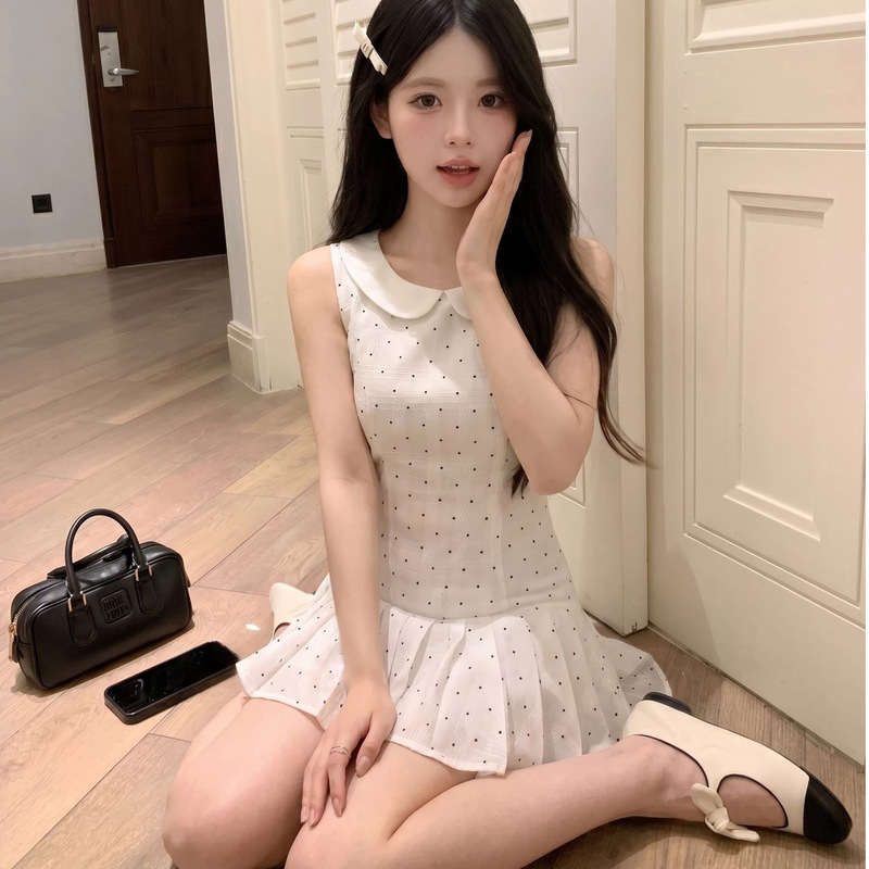 French-Style Romantic and Sweet First Love Sleeveless Tank Dress for Women, Summer Elegant Waist-Cinching Versatile Short Dress for Petite Women French-Style Romantic and Sweet First Love Sleeveless Tank Dress for Women, Summer Elegant Waist-Cinching Versatile Short Dress for Petite Women