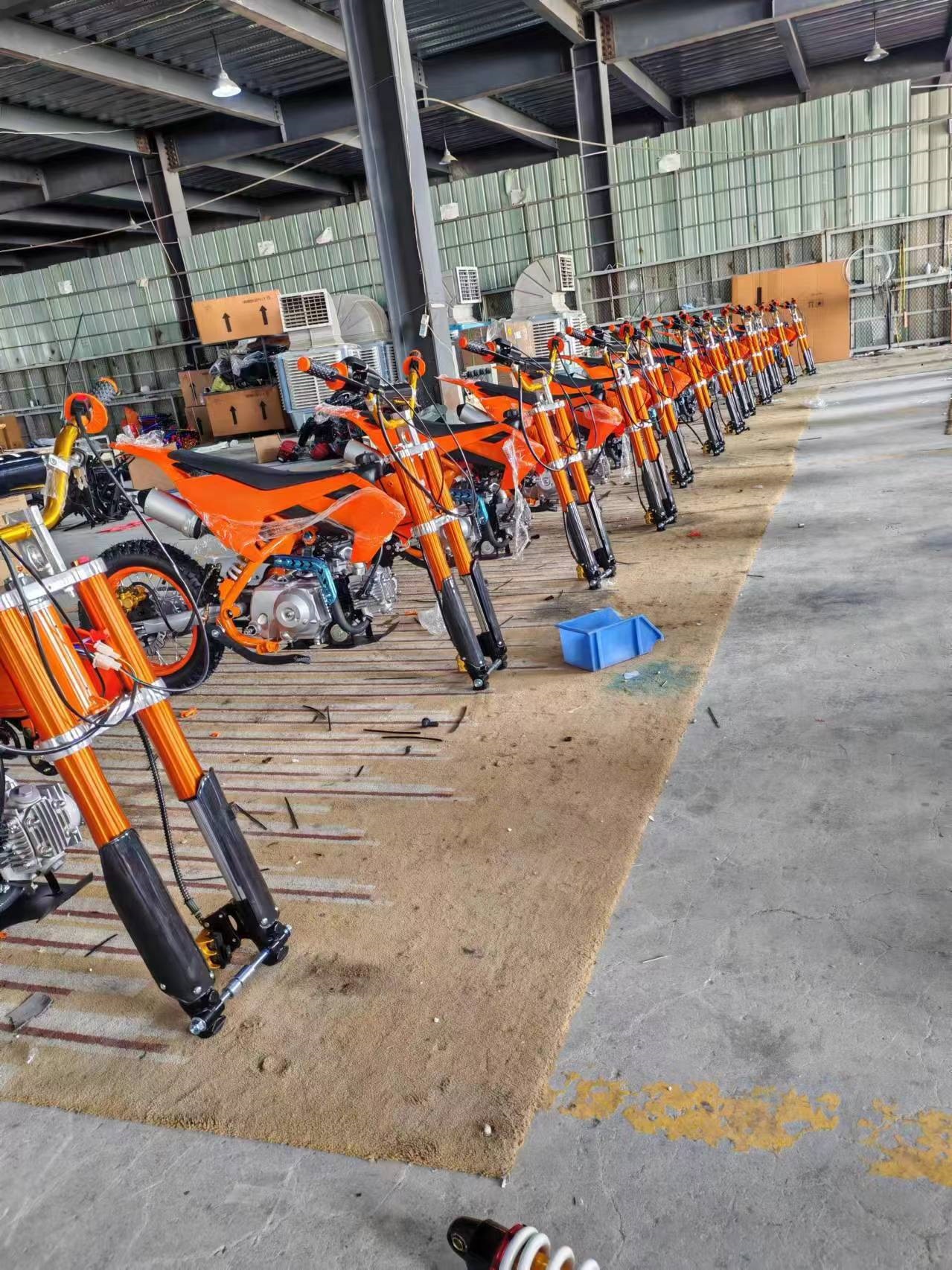 Two-wheel off-road motorcycle 125CC 150CC KTM style all-terrain trail bike mountain bike for adults