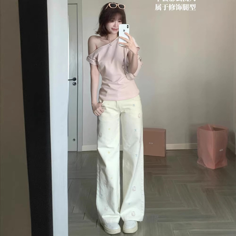 American-Style White Cute Kitty Cartoon Embroidered Jeans for Women, Spring Design Straight Wide-Leg Pants American-Style White Cute Kitty Cartoon Embroidered Jeans for Women, Spring Design Straight Wide-Leg Pants