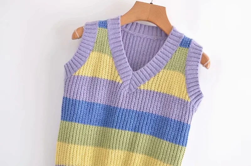 V-Neck Striped Knit Vest NSHS66350