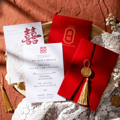 ワインレッド高級ベルベット招待状2025新中国式結婚招待状結婚式披露宴の簡単な招待状