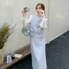 浅蓝色名媛气质小香风马甲套装裙女2025秋季法式衬衫半身裙三件套
