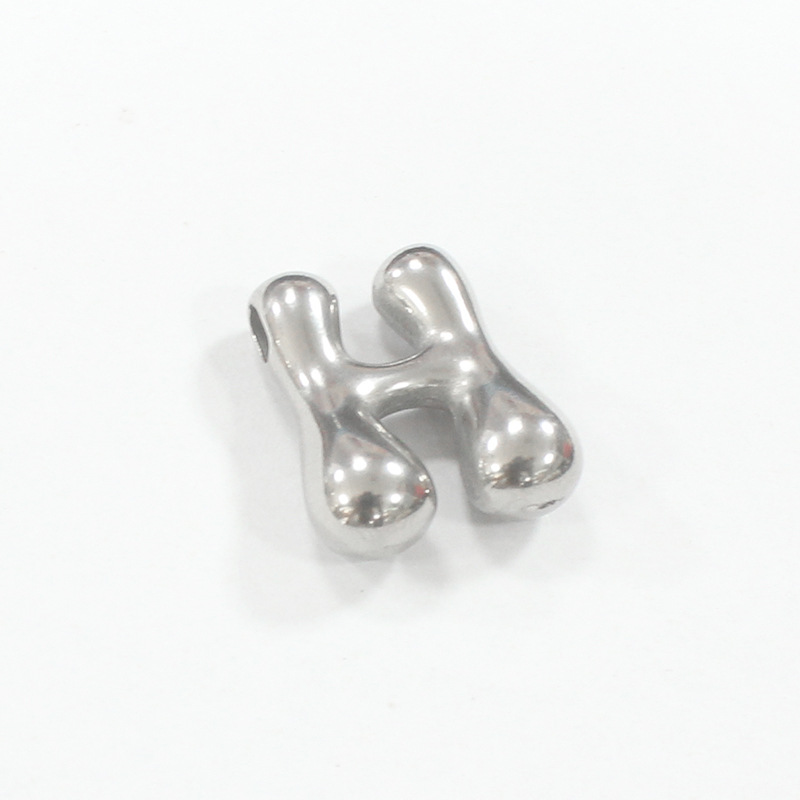 Steel color H letter (with horizontal hole on the top) thickness 6.5*width 16*height 18mm*aperture 1.8mm (unit weight 5.31g)