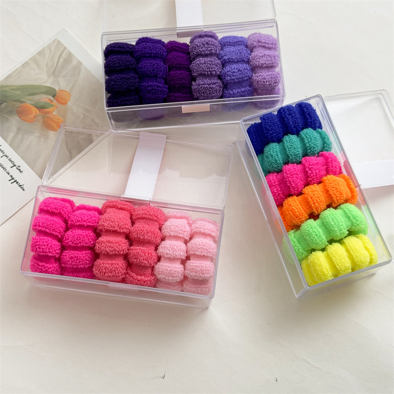 Basic Solid Color Plush Hair Tie display picture 2