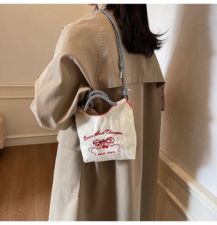 2025020510584679360861w750h776_750x750.j