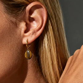 项链;耳环;戒指