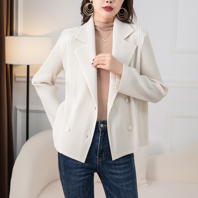 Autumn Outwear Women's Small Suit 2025 New Loose Casual Versatile Design Double-Breasted Pleated Top