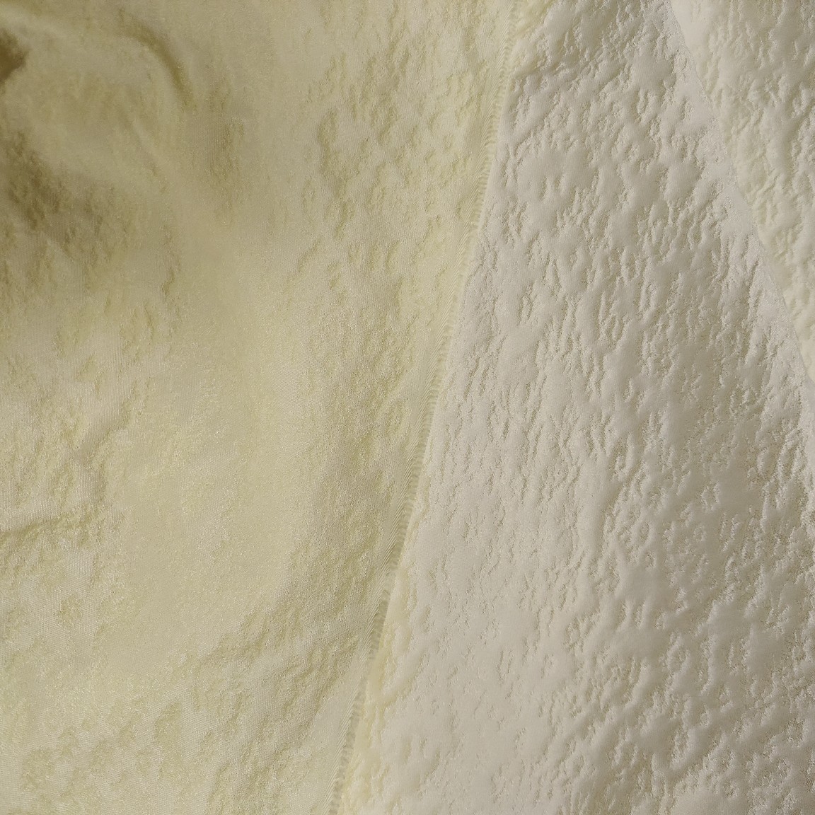 柔软小鸡黄小星星肌理提花面料小雏菊女装童装连衣裙浮雕布料