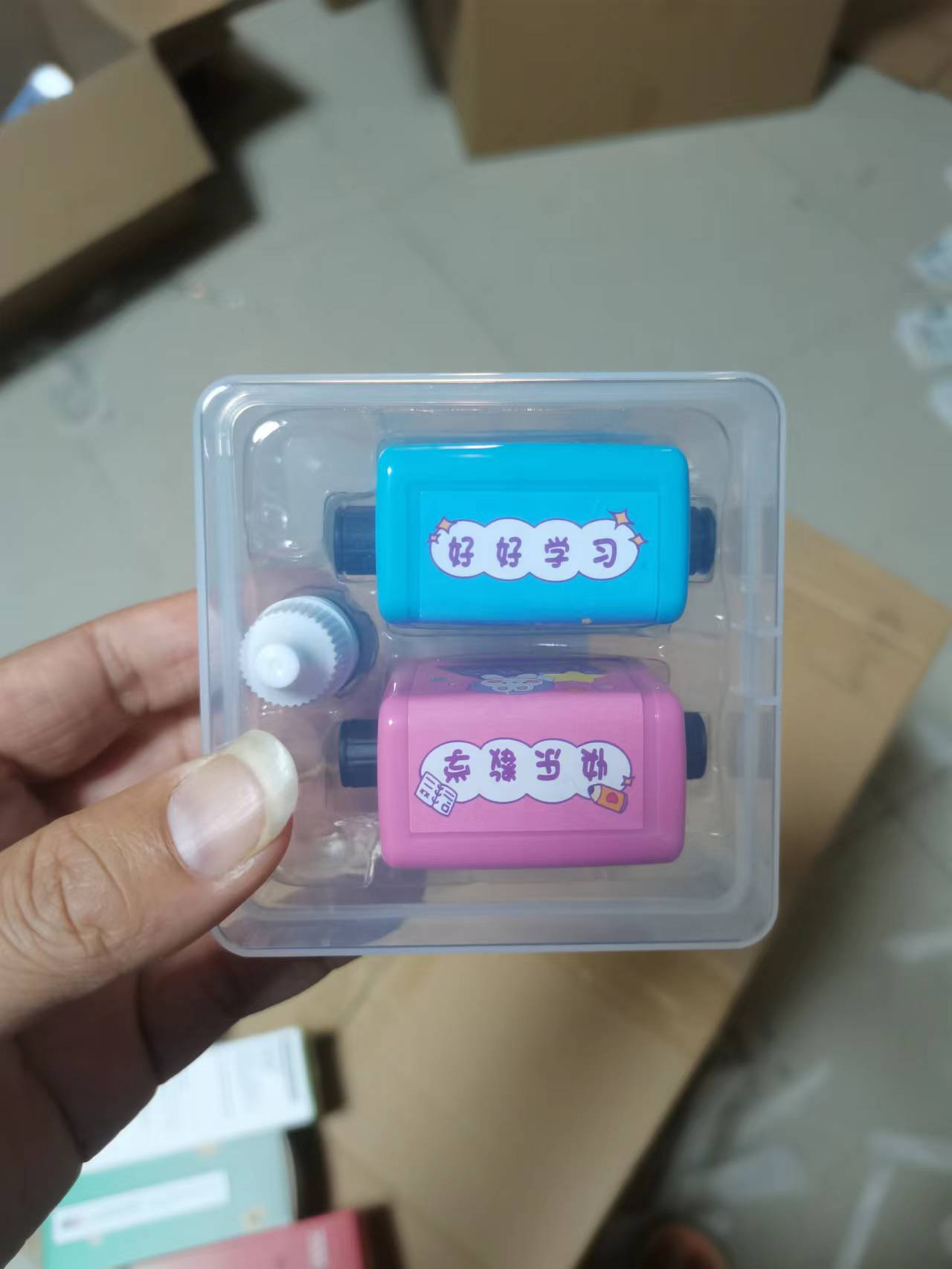 Prueba de matemáticas para niños padres del maestro enseñando sello de rodillo Adición de sello de enseñanza para niños, resta, multiplicación y entrenamiento de división