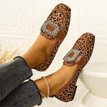 跨境外贸款2025年春季新品舒适平底流苏40-43大码豹纹圆头乐福鞋