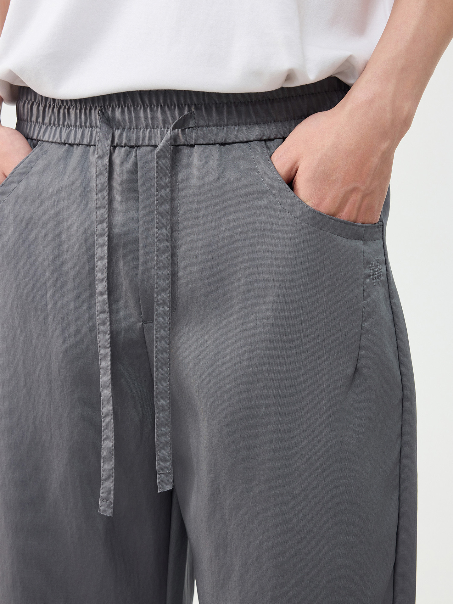 Quần kaki nam công sở ống đứng chất liệu lyocell mềm mại — đen