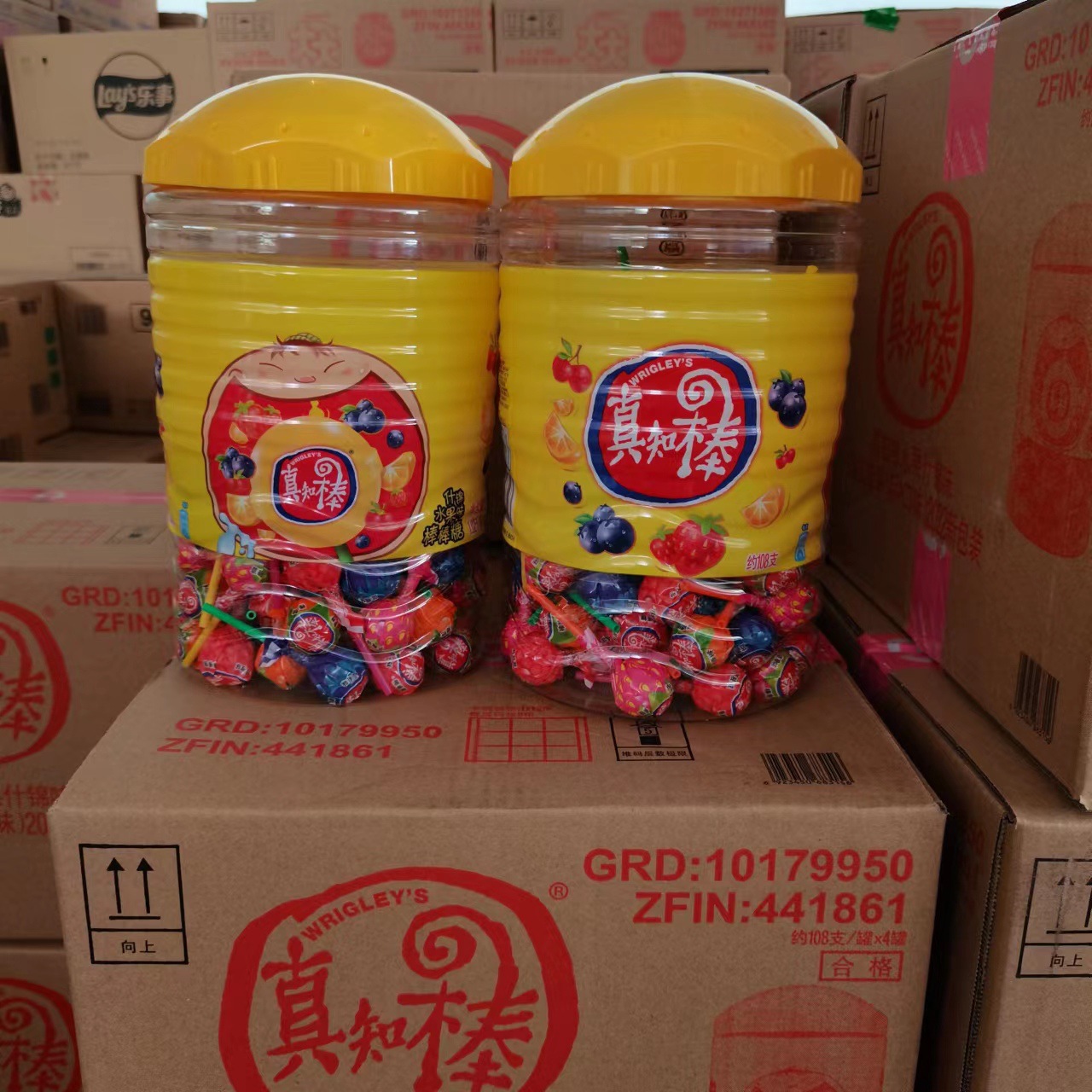 真知棒棒棒糖什锦口味108支桶装水黑糖果硬糖儿童批发零食