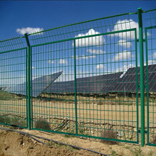 高速公路护栏网光伏厂保税区隔离养殖车间铁丝网机场框架防护围栏