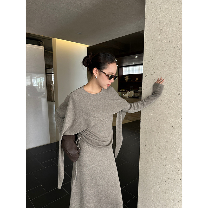 Wanwei Round Neck Design Top for Women 2026 Autumn New Style Side Drawstring Shawl Collar Long-Sleeved Knitwear Y7189