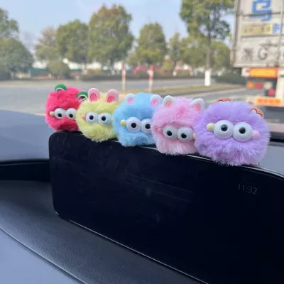 Console Monster Fur Ball Car – Car ornaments