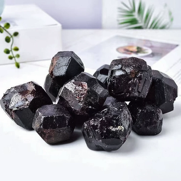 Natural ore pomegranate