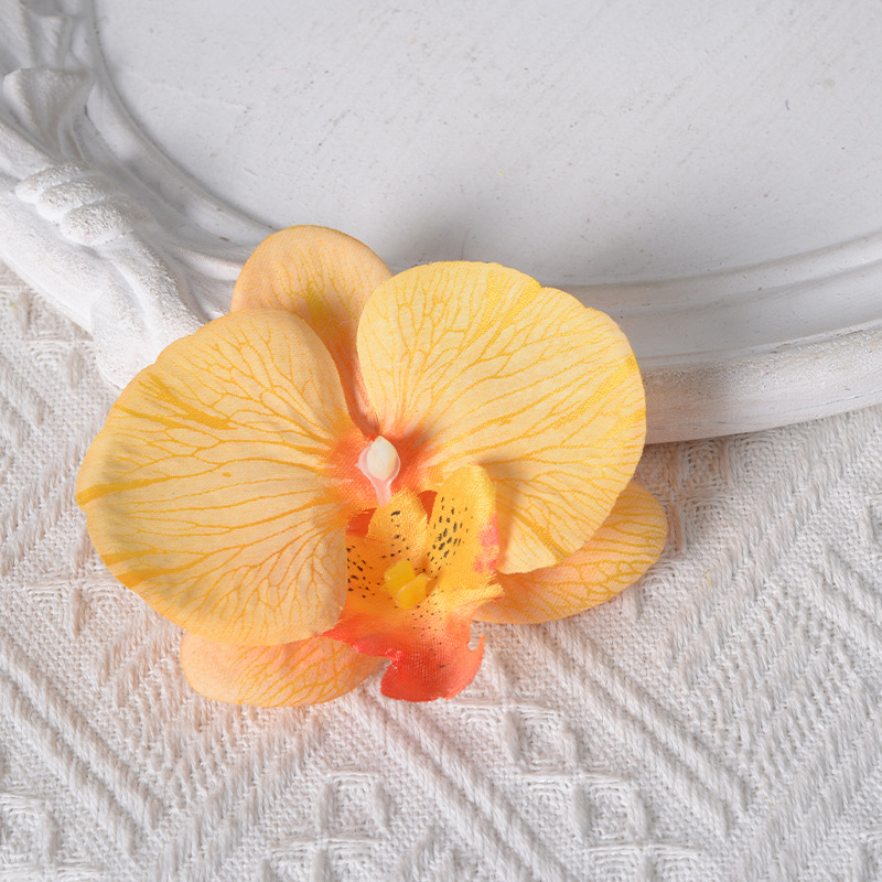 Película blanca Phalaenopsis flor cabeza pétalo simulación flor accesorios tocado horquilla diy flor decorativa de boda hecha a mano