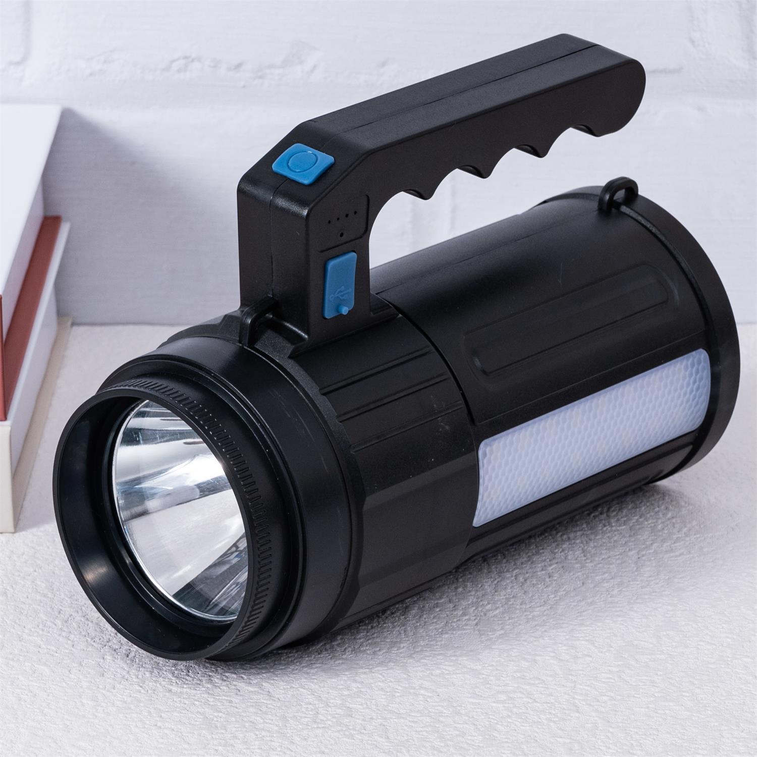 Handheld spotlight solar-powered