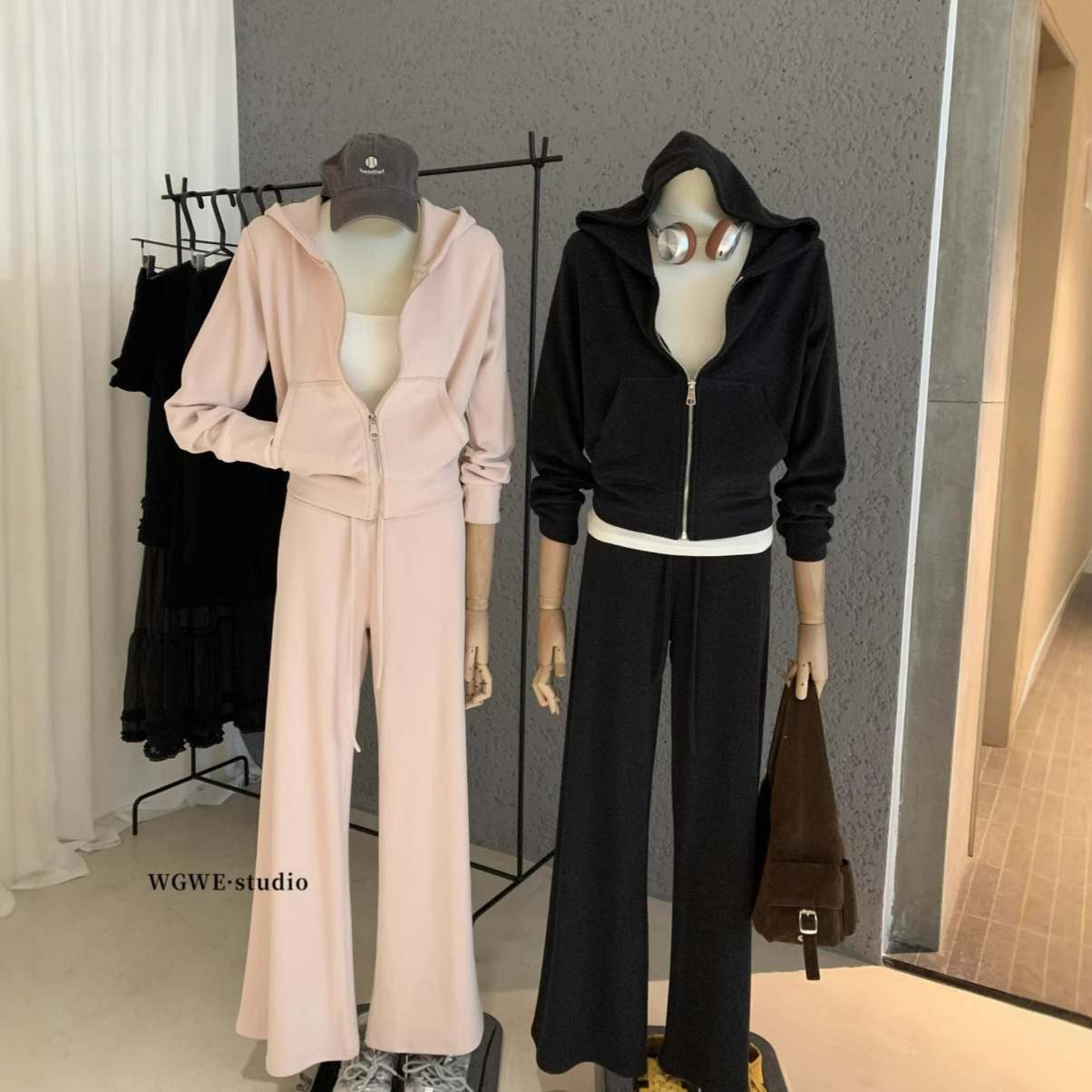 Wgwe7905 Guangzhou Thirteen Lines Women's Clothing 2025 Autumn New Style Hooded Sweatshirt Zipper Jacket Sweatpants Two-Piece Set