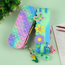 灭鼠先锋混色小学生硅胶笔袋儿童益智减压解压创意文具盒铅笔盒