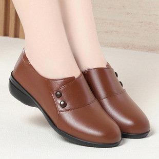 25 New Women's Single Leather Shoes Middle Heeled Soft Bottom Soft Surface Mother Shoes Loafers ZX5668 Plus Size 43